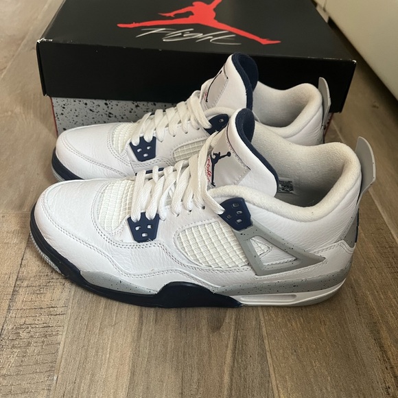 Jordan 4s midnight navy - Picture 2 of 5